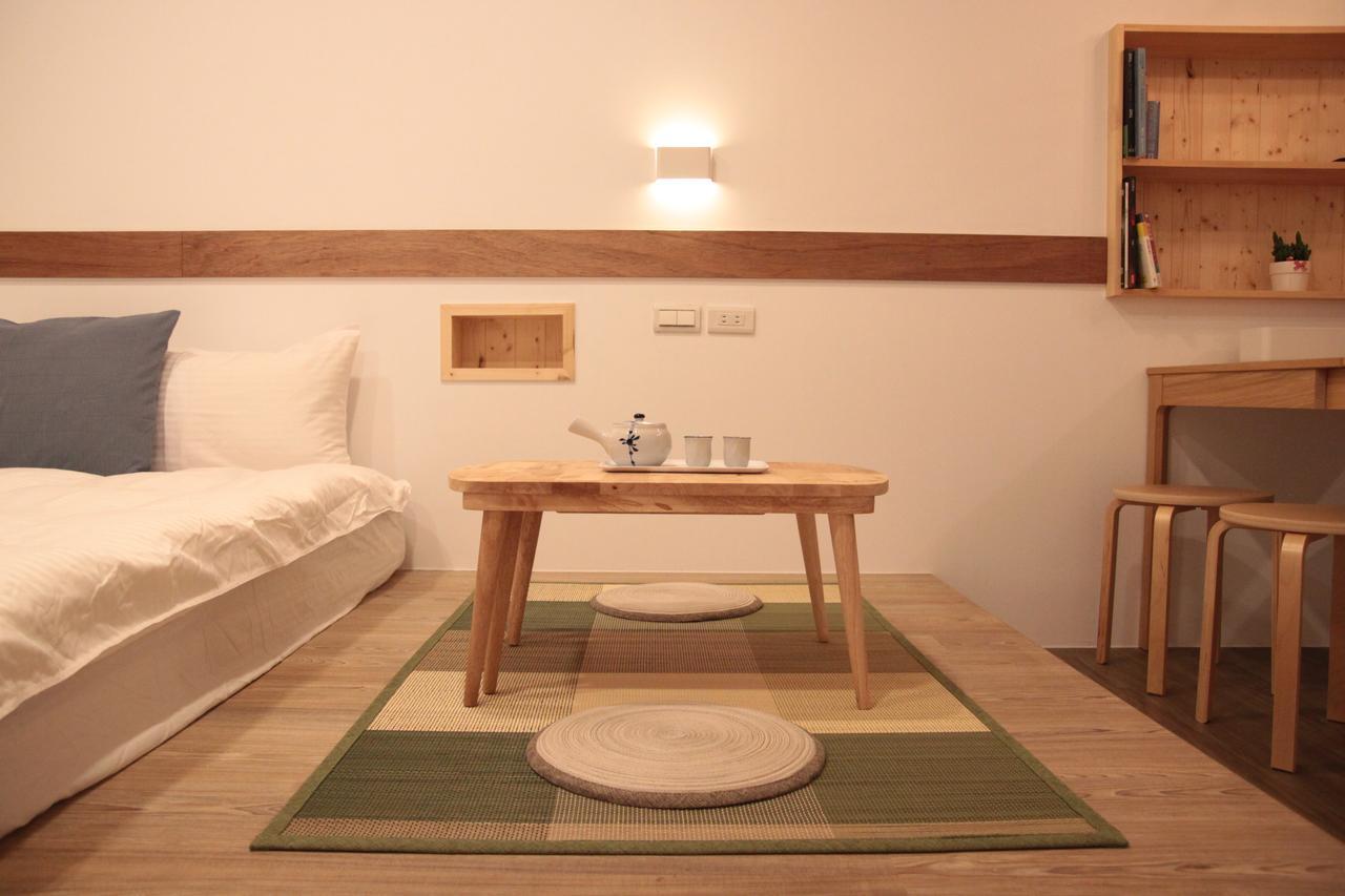 Lost Circle Homestay Tainan Buitenkant foto