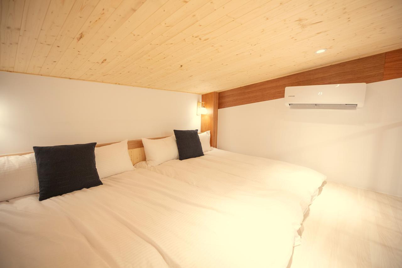 Lost Circle Homestay Tainan Buitenkant foto