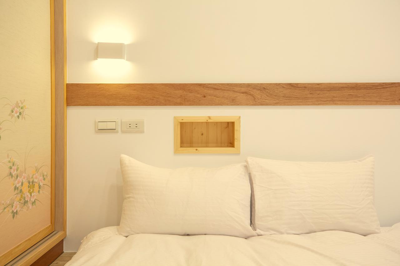 Lost Circle Homestay Tainan Buitenkant foto